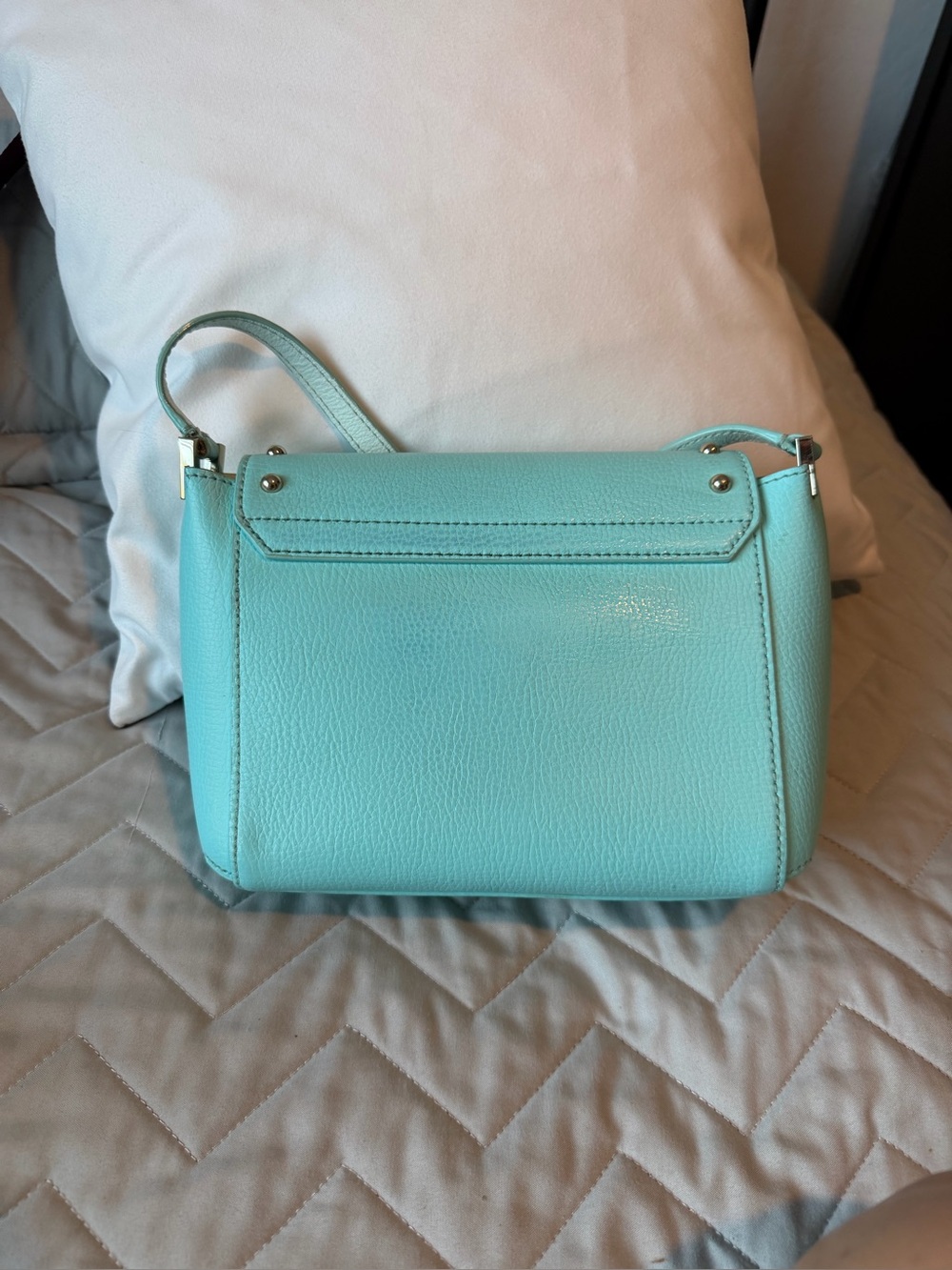 kate spade tiffany blue color pebble leather crossbody with studs - Picture 5 of 8